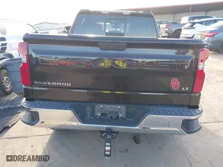 2019 Chevrolet Silverado 1500 LT with VIN 3GCPWCED4KG157393, listed as a IAAI auction lot 41363716 with 91,021 mi miles. Bid and sale history available at carsss.com. Image 16.