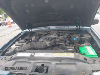 2001 Ford Explorer Sport Trac z VIN 1FMZU77E11UC71161, wystawiony jako IAAI lot #42184342 z przebiegiem 196 240 mil mil oraz . Historia ofert i sprzedaży dostępna na DreamBid. Obrazek 10.