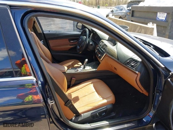 2013 BMW 3 Series 328i xDrive with VIN WBA3B3C54DF532965, listed as a IAAI auction lot 41955104 with 150,455 mi miles. Bid and sale history available at carsss.com. Image 5.