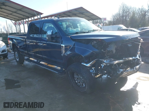 2018 Ford Super Duty F-250 SRW XL with VIN 1FT7W2B65JEB80445, listed as a IAAI auction lot 41320771 with 84,832 mi miles. Bid and sale history available at carsss.com. Image 1.