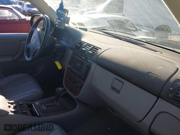 2000 Mercedes-Benz M 320/430/500 с VIN 4JGAB54E0YA146627, выставлен на аукционе IAAI как лот 41292173 с пробегом 116 790 миль миль и . История ставок и продаж доступна на DreamBid. Изображение 5.