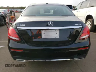 2018 Mercedes-Benz E-Class E 300 with VIN WDDZF4KBXJA419289, listed as a Copart auction lot 36513663 with Not Provided miles. Bid and sale history available at carsss.com. Image 6.