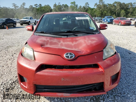 2014 Scion xD with VIN JTKKUPB49E1041940, listed as a Copart auction lot 52449285 with 32,109 mi miles and Salvage title. Bid and sale history available at DreamBid. Image 5.