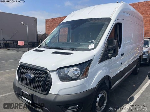 2023 Ford Transit Cargo with VIN 1FTBR1X85PKC01942, listed as a IAAI auction lot 42845488 with 726 mi miles and . Bid and sale history available at DreamBid. Image 4.