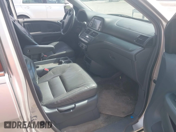 2006 Honda Odyssey Touring с VIN 5FNRL38856B082831, выставлен на аукционе IAAI как лот 42451976 с пробегом 340 990 миль миль и . История ставок и продаж доступна на DreamBid. Изображение 5.