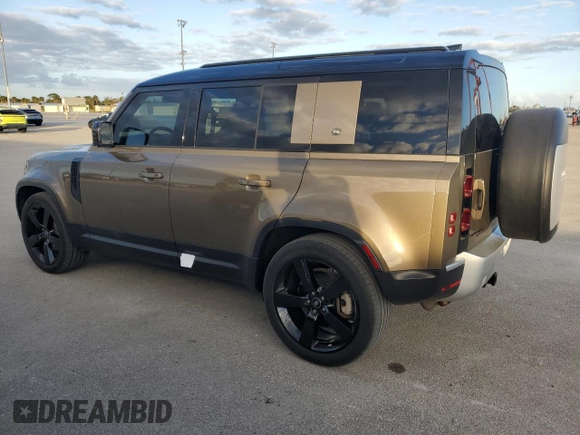 2020 Land Rover Defender HSE z VIN SALE9EEU7L2014905, wystawiony jako Copart lot #85282394 z przebiegiem 34 922 mil mil oraz Szkoda całkowita • Salvage title. Historia ofert i sprzedaży dostępna na DreamBid. Obrazek 2.