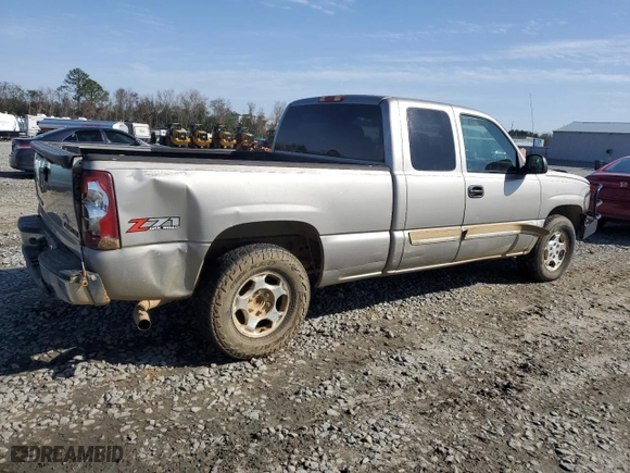 2003 Chevrolet Silverado 1500 LS with VIN 2GCEK19T331105322, listed as a Copart auction lot 45475715 with 381,638 mi miles and Salvage Title. Bid and sale history available at carsss.com. Image 3.