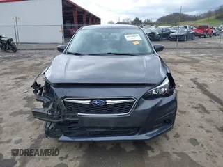 2019 Subaru Impreza with VIN 4S3GTAA60K3758517, listed as a IAAI auction lot 41930668 with 39,999 mi miles. Bid and sale history available at carsss.com. Image 13.