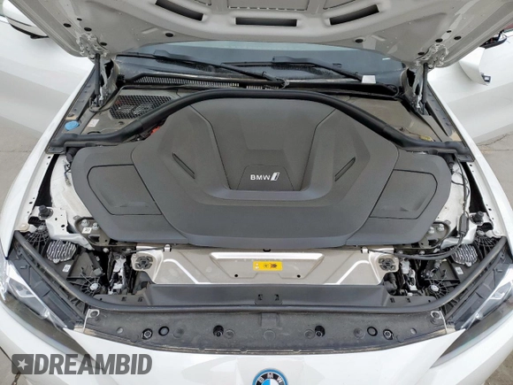 2024 BMW i4 eDrive35 with VIN WBY43AW08RFS83004, listed as a Copart auction lot 50818335 with 12,000 mi miles and Salvage Title. Bid and sale history available at carsss.com. Image 11.