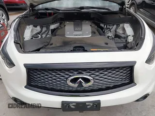 2016 Infiniti QX70 z VIN JN8CS1MU8GM671269, wystawiony jako IAAI lot #42467096 z przebiegiem 74 918 mil mil oraz . Historia ofert i sprzedaży dostępna na DreamBid. Obrazek 10.