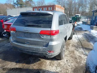 2019 Jeep Grand Cherokee Limited X with VIN 1C4RJFBG5KC693859, listed as a IAAI auction lot 41400893 with 106,966 mi miles. Bid and sale history available at carsss.com. Image 4.