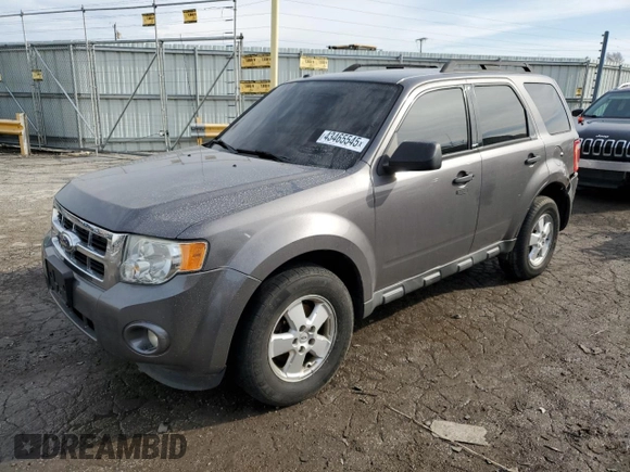 2012 Ford Escape XLT z VIN 1FMCU0D76CKB57447, wystawiony jako Copart lot #43465545 z przebiegiem 190 189 mil mil oraz Czysty tytuł • Clean title. Historia ofert i sprzedaży dostępna na DreamBid. Obrazek 1.
