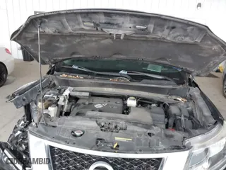 2016 Nissan Pathfinder Platinum with VIN 5N1AR2MM5GC631625, listed as a IAAI auction lot 41668488 with 171,531 mi miles. Bid and sale history available at carsss.com. Image 10.