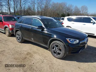 2021 Mercedes-Benz GLC 300 z VIN W1N0G8EB3MV307247, wystawiony jako IAAI lot #41654535 z przebiegiem 31 292 mil mil oraz . Historia ofert i sprzedaży dostępna na DreamBid. Obrazek 1.