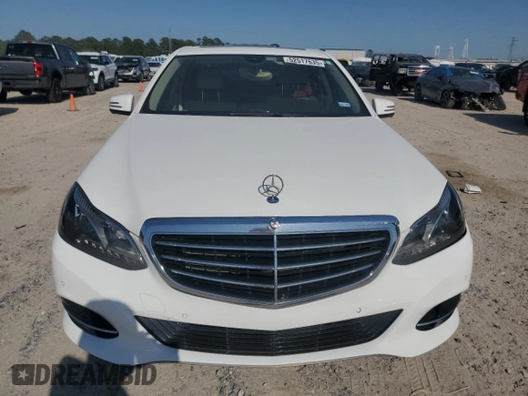 2014 Mercedes-Benz E 350 Sport z VIN WDDHF5KB8EA866565, wystawiony jako Copart lot #52517635 z przebiegiem 79 215 mil mil oraz Szkoda całkowita • Salvage title. Historia ofert i sprzedaży dostępna na DreamBid. Obrazek 5.