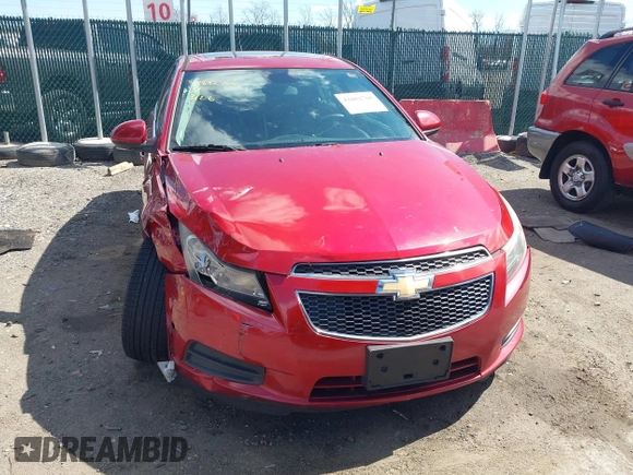 2014 Chevrolet Cruze 2LT z VIN 1G1PE5SB2E7123236, wystawiony jako IAAI lot #41882768 z przebiegiem 123 311 mil mil oraz . Historia ofert i sprzedaży dostępna na DreamBid. Obrazek 12.