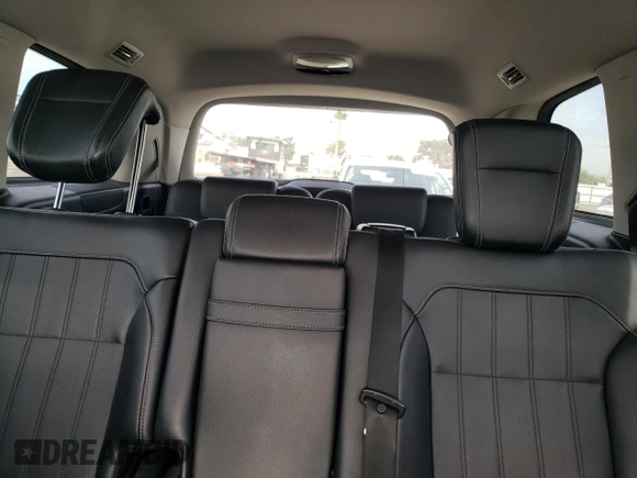 2016 Mercedes-Benz GL with VIN 4JGDF6EE4GA637674, listed as a Copart auction lot 86203394 with 111,764 mi miles and Salvage Title. Bid and sale history available at carsss.com. Image 10.