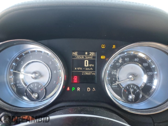 2011 Chrysler 300 with VIN 2C3CA4CG3BH516754, listed as a Copart auction lot 41455975 with 219,687 mi miles and Salvage Title. Bid and sale history available at carsss.com. Image 9.
