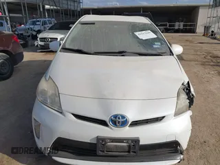 2013 Toyota Prius One with VIN JTDKN3DU0D5678426, listed as a IAAI auction lot 41517640 with 121,740 mi miles. Bid and sale history available at carsss.com. Image 12.