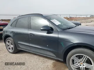2019 Porsche Macan z VIN WP1AA2A56KLB01549, wystawiony jako IAAI lot #41748026 z przebiegiem 73 566 mil mil oraz . Historia ofert i sprzedaży dostępna na DreamBid. Obrazek 13.