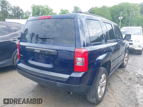 2013 Jeep Patriot Sport with VIN 1C4NJRBB6DD261489, listed as a IAAI auction lot 42104746 with 172,962 mi miles and . Bid and sale history available at carsss.com. Image 4.