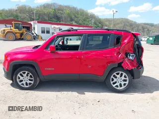 2018 Jeep Renegade Latitude z VIN ZACCJBBB9JPG80030, wystawiony jako IAAI lot #42110438 z przebiegiem 59 512 mil mil oraz . Historia ofert i sprzedaży dostępna na DreamBid. Obrazek 14.