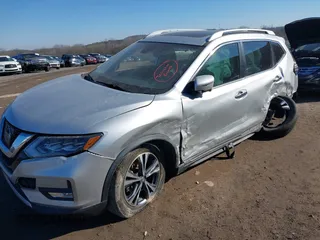 2017 Nissan Rogue SL with VIN JN8AT2MT0HW380062, listed as a IAAI auction lot 41327848 with Not Provided miles and . Bid and sale history available at DreamBid. Image 2.