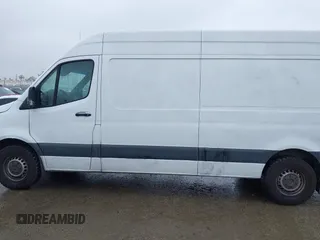 2020 Mercedes-Benz Sprinter Cargo with VIN W1W4ECHY2LT042904, listed as a IAAI auction lot 41567553 with 218,889 mi miles and . Bid and sale history available at carsss.com. Image 15.