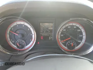2013 Dodge Durango SXT z VIN 1C4RDHAG3DC688943, wystawiony jako Copart lot #55654395 z przebiegiem 157 099 mil mil oraz Szkoda całkowita • Salvage title. Historia ofert i sprzedaży dostępna na DreamBid. Obrazek 9.