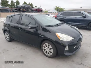 2013 Toyota Prius One with VIN JTDKDTB32D1544523, listed as a IAAI auction lot 42043903 with 207,088 mi miles. Bid and sale history available at carsss.com. Image 1.