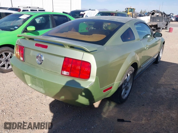 2006 Ford Mustang Standard with VIN 1ZVFT80N465156711, listed as a IAAI auction lot 42002356 with 143,521 mi miles. Bid and sale history available at carsss.com. Image 4.
