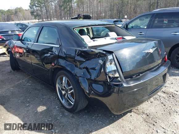 2006 Chrysler 300 with VIN 2C3KA43R66H330998, listed as a IAAI auction lot 41672105 with 168,422 mi miles. Bid and sale history available at carsss.com. Image 3.