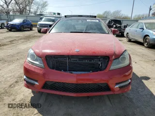 2012 Mercedes-Benz C 250 с VIN WDDGJ4HB9CF787885, выставлен на аукционе Copart как лот 51003725 с пробегом 178 975 миль миль и Списание • Salvage title. История ставок и продаж доступна на DreamBid. Изображение 5.