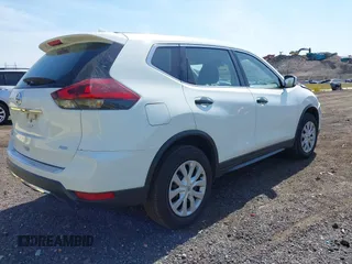 2019 Nissan Rogue SV with VIN KNMAT2MV2KP538352, listed as a IAAI auction lot 42036463 with 69,438 mi miles. Bid and sale history available at carsss.com. Image 4.