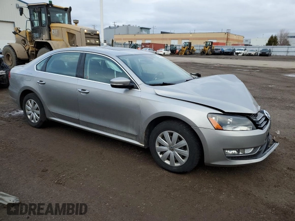 2013 Volkswagen Passat SEL Premium with VIN 1VWCH7A36DC118918, listed as a Copart auction lot 48909425 with 239,213 mi miles and Salvage Title. Bid and sale history available at carsss.com. Image 4.