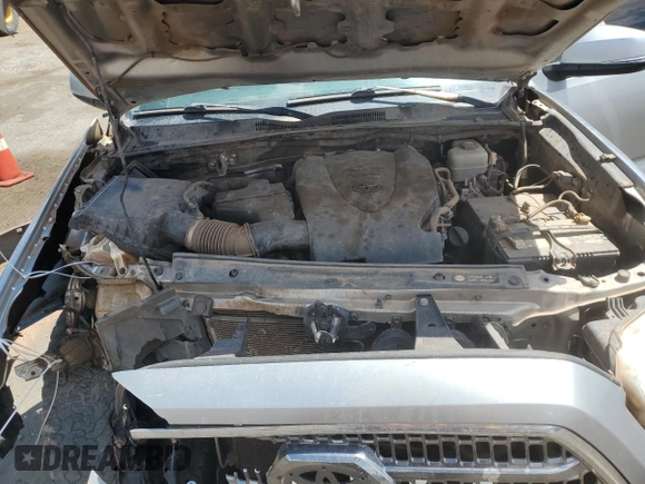 2017 Toyota Tacoma SR5 с VIN 5TFCZ5AN3HX092458, выставлен на аукционе Copart как лот 55513035 с пробегом 173 196 миль миль и Списание • Salvage title. История ставок и продаж доступна на DreamBid. Изображение 11.
