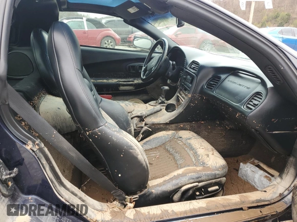 2001 Chevrolet Corvette with VIN 1G1YY22G515121394, listed as a Copart auction lot 47123245 with 0 mi miles and Salvage Title. Bid and sale history available at carsss.com. Image 10.
