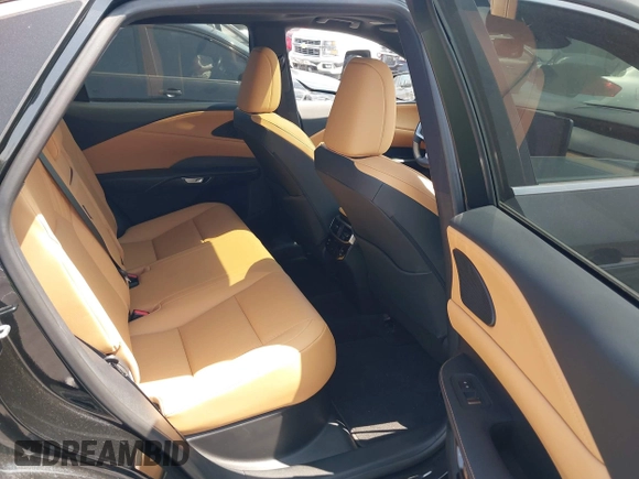 2025 Lexus RX 350 with VIN 2T2BAMBAXSC058589, listed as a IAAI auction lot 42620541 with 2,262 mi miles and . Bid and sale history available at DreamBid. Image 8.