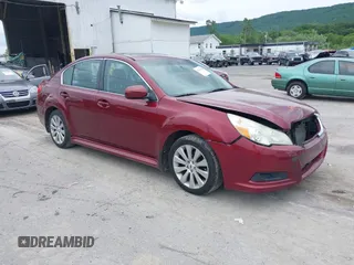 2011 Subaru Legacy Limited Power Moon z VIN 4S3BMBK67B3252243, wystawiony jako IAAI lot #42336584 z przebiegiem 161 660 mil mil oraz . Historia ofert i sprzedaży dostępna na DreamBid. Obrazek 1.