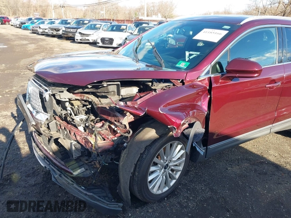 2019 Lincoln MKC Premiere with VIN 5LMCJ1D93KUL22578, listed as a IAAI auction lot 41185166 with 45,921 mi miles. Bid and sale history available at carsss.com. Image 16.
