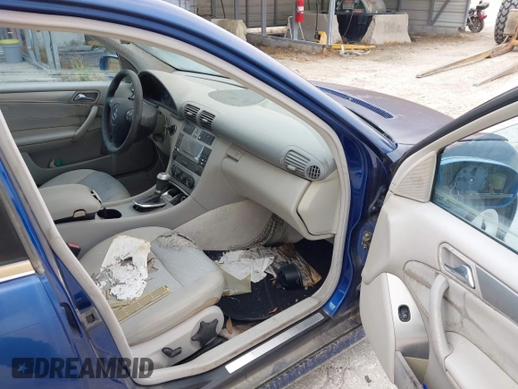 2005 Mercedes-Benz C 230 Kompressor с VIN WDBRF40J95F612156, выставлен на аукционе IAAI как лот 41722349 с пробегом 136 109 миль миль и . История ставок и продаж доступна на DreamBid. Изображение 5.