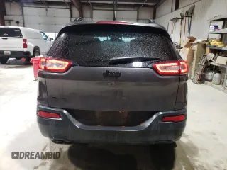 2018 Jeep Cherokee Latitude with VIN 1C4PJMCB2JD556207, listed as a Copart auction lot 58478395 with 102,884 mi miles and Salvage title. Bid and sale history available at DreamBid. Image 6.
