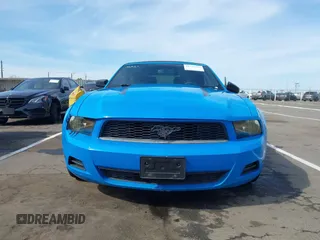2011 Ford Mustang V6 with VIN 1ZVBP8EM9B5120722, listed as a IAAI auction lot 41762103 with 203,483 mi miles and . Bid and sale history available at DreamBid. Image 12.