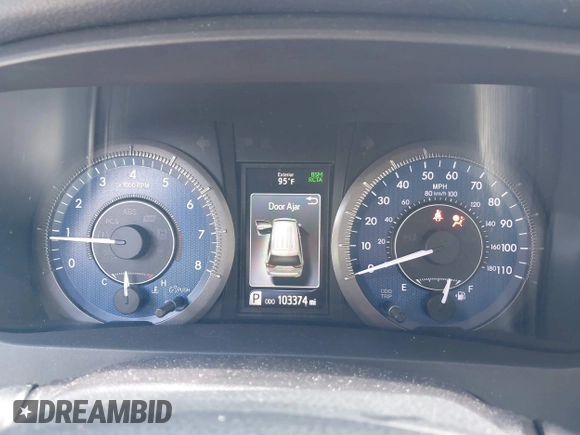 2018 Toyota Sienna XLE with VIN 5TDDZ3DC4JS189540, listed as a IAAI auction lot 42594973 with 103,374 mi miles and . Bid and sale history available at DreamBid. Image 7.