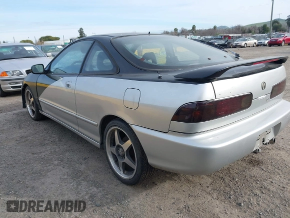 1996 Acura Integra LS z VIN JH4DC4450TS022559, wystawiony jako IAAI lot #41546155 z przebiegiem 230 779 mil mil oraz . Historia ofert i sprzedaży dostępna na DreamBid. Obrazek 3.