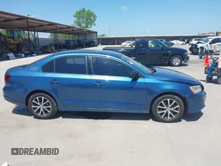 2016 Volkswagen Jetta Sedan 1.4T SE with VIN 3VWD67AJ8GM218112, listed as a IAAI auction lot 42061478 with 84,860 mi miles. Bid and sale history available at carsss.com. Image 14.