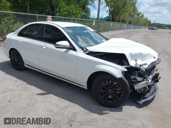 2017 Mercedes-Benz C 300 с VIN 55SWF4JB4HU206451, выставлен на аукционе IAAI как лот 42094778 с пробегом 76 046 миль миль и . История ставок и продаж доступна на DreamBid. Изображение 1.