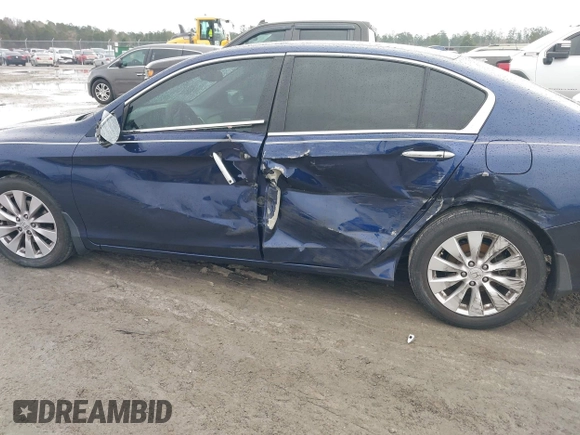 2013 Honda Accord Sdn EX-L with VIN 1HGCR2F88DA177330, listed as a IAAI auction lot 41418526 with 106,438 mi miles. Bid and sale history available at carsss.com. Image 6.