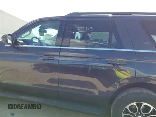 2024 Ford Expedition XLT with VIN 1FMJU1J82REA54818, listed as a IAAI auction lot 42785765 with 33,983 mi miles and . Bid and sale history available at DreamBid. Image 14.