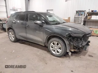 2020 Chevrolet Blazer LT z VIN 3GNKBHRS4LS543569, wystawiony jako IAAI lot #41522268 z przebiegiem 114 067 mil mil oraz . Historia ofert i sprzedaży dostępna na DreamBid. Obrazek 1.